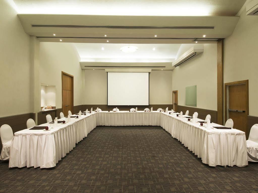 Fiesta Inn Torreon Galerias Dış mekan fotoğraf